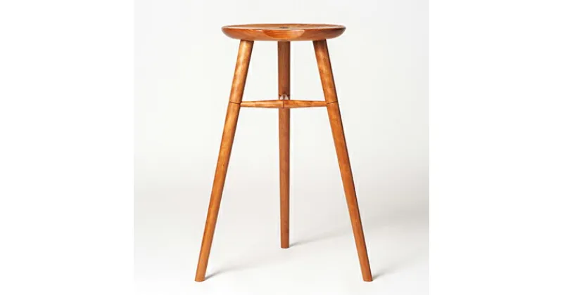 【ふるさと納税】木工yamagen Crescent stool［cherry］　【 インテリア 家具 いす チェア スツール 腰掛け 程よい高さ 軽い キッチン ワークスペース 玄関 花台 受注生産 チェリー 】　お届け：受注生産のためお届けまでに約3〜6ヶ月となっております。